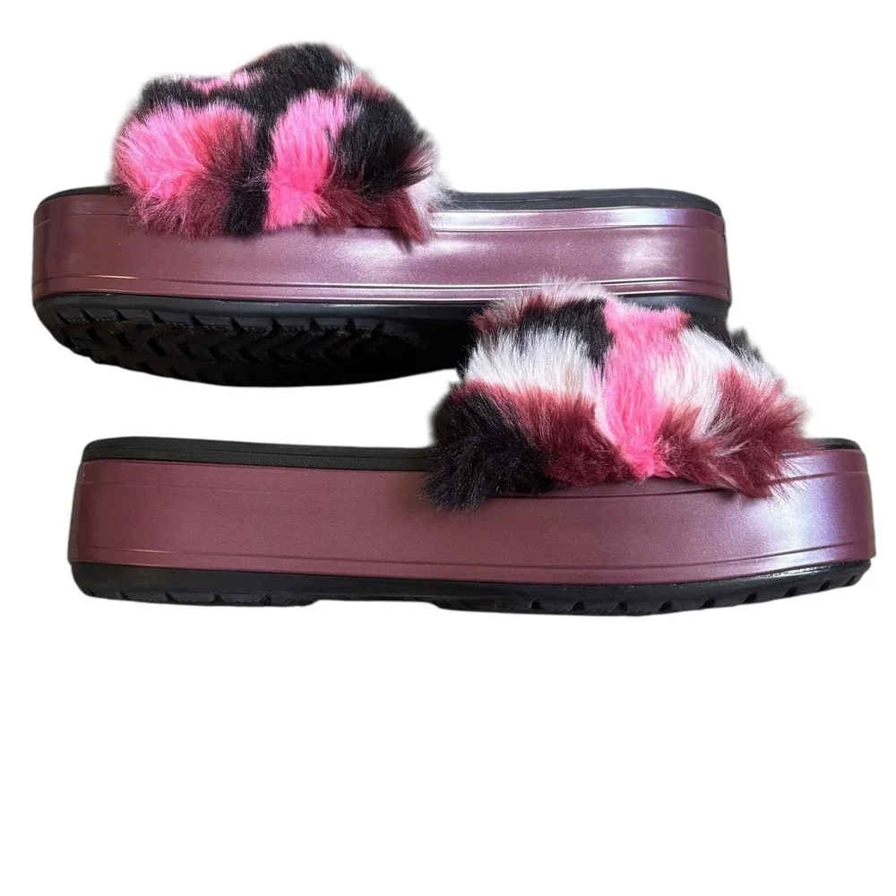 Crocs CB Pink Black Fuzzy Platform So Luxe Slide sandal Summer Women's‎ size 9